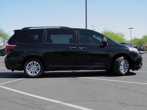 2015 Toyota Sienna XLE