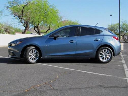 2016 Mazda Mazda3 i Sport