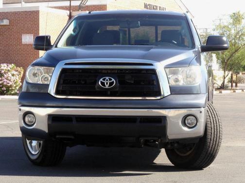 2010 Toyota Tundra Grade