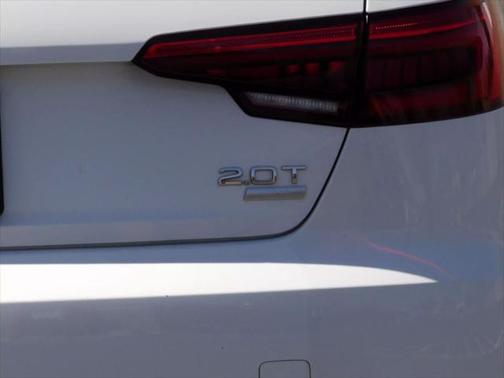 2017 Audi A4 Season of Audi ultra Premium