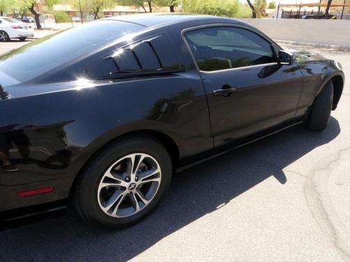 2014 Ford Mustang V6 Premium