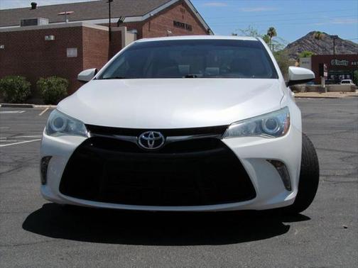 2016 Toyota Camry XLE