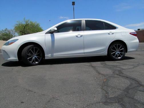2016 Toyota Camry XLE