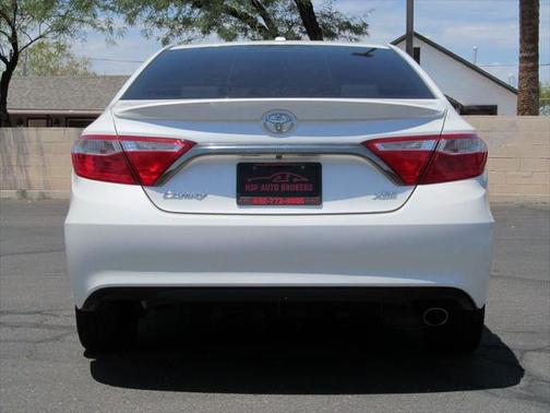 2016 Toyota Camry XLE