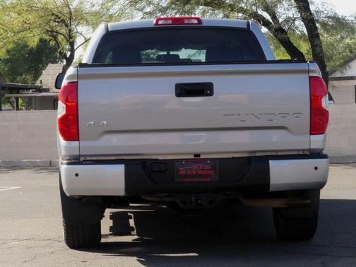 2017 Toyota Tundra SR5