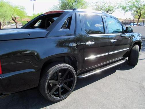 2011 Cadillac Escalade EXT Base