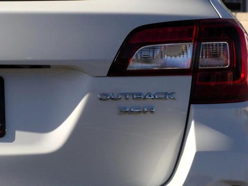 2015 Subaru Outback 3.6R Limited