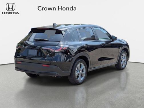 Crystal Black Pearl 2027 Honda HR-V LX
