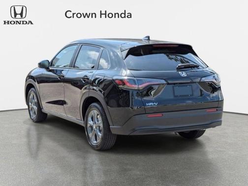 Crystal Black Pearl 2027 Honda HR-V LX