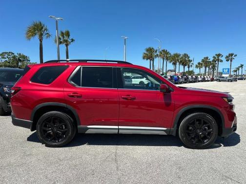 2025 Honda Pilot Touring 8-Passenger