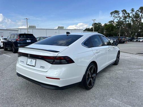 2023 Honda Accord Hybrid Base