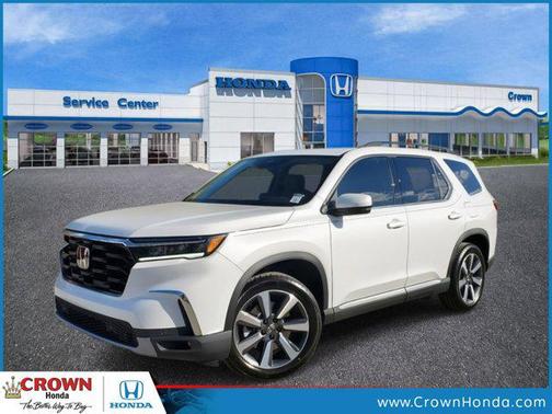 2025 Honda Pilot Touring 8-Passenger