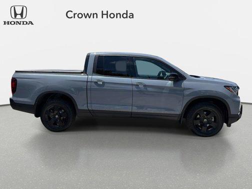 Sonic Gray Pearl 2026 Honda Ridgeline Black