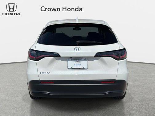 Platinum White Pearl 2026 Honda HR-V LX