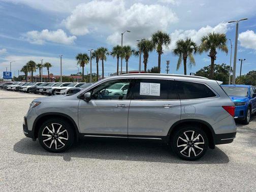 2021 Honda Pilot Touring 8-Passenger