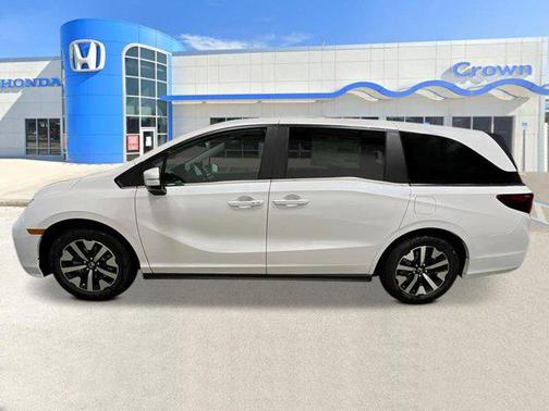 Platinum White Pearl 2026 Honda Odyssey EX-L