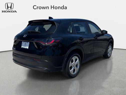 Crystal Black Pearl 2024 Honda HR-V LX
