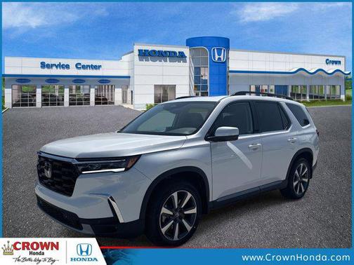 2025 Honda Pilot Touring 8-Passenger