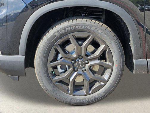 2025 Honda Pilot Touring 8-Passenger