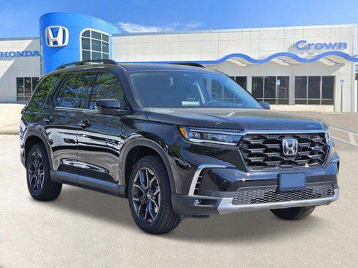 2025 Honda Pilot Touring 8-Passenger
