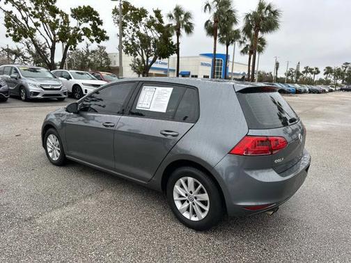 2016 Volkswagen Golf TSI S 4-Door