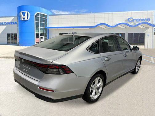 2025 Honda Accord LX 1.5T