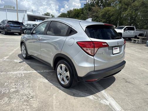 Alabaster Silver Metallic 2016 Honda HR-V EX-L w/Navigation
