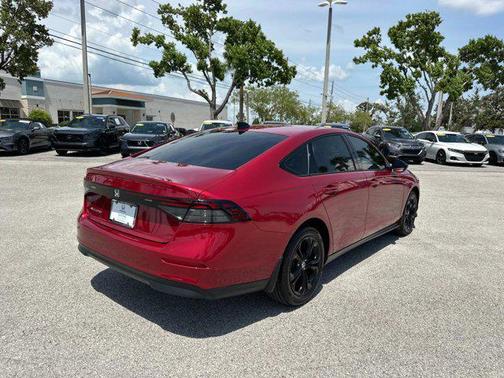 2025 Honda Accord Sport SE 1.5T