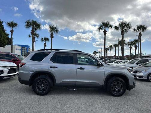 2025 Honda Pilot TrailSport