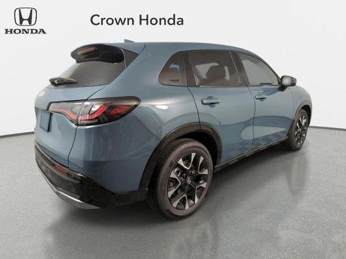 Nordic Forest Pearl 2027 Honda HR-V EX-L