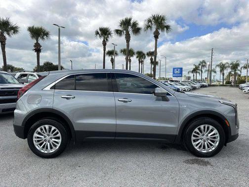 2024 Cadillac XT4 Luxury