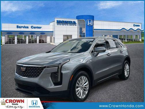 2024 Cadillac XT4 Luxury
