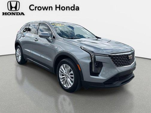 2024 Cadillac XT4 Luxury