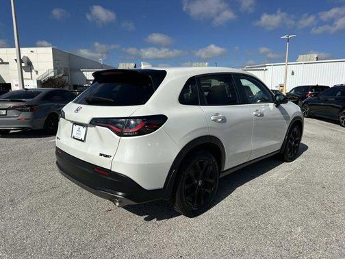 2023 Honda HR-V 2WD Sport