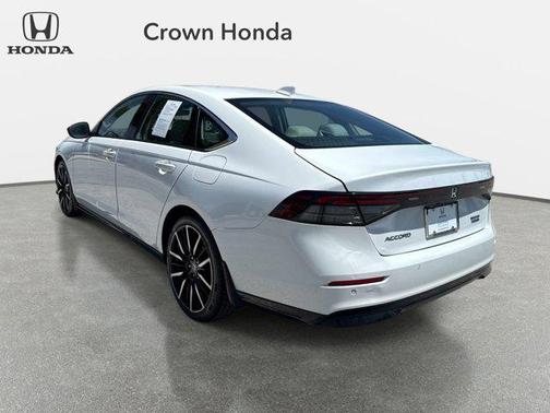 Platinum White Pearl 2023 Honda Accord Hybrid Touring