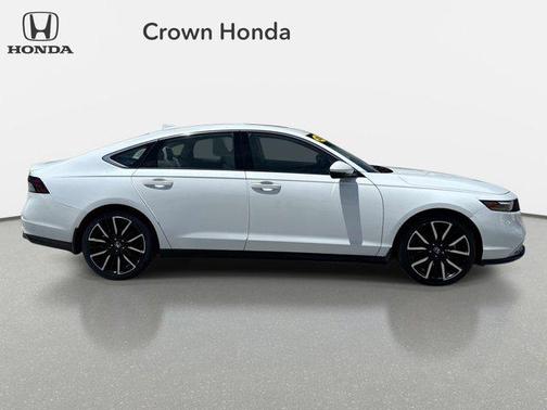 Platinum White Pearl 2023 Honda Accord Hybrid Touring