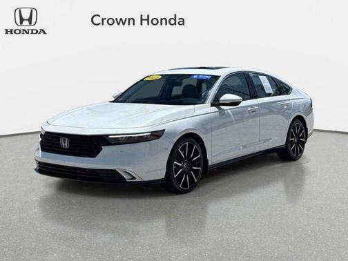 Platinum White Pearl 2023 Honda Accord Hybrid Touring