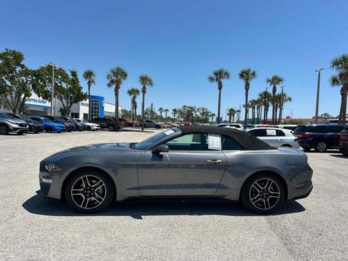 2022 Ford Mustang EcoBoost Premium