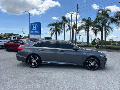 2022 Honda Accord Hybrid Touring