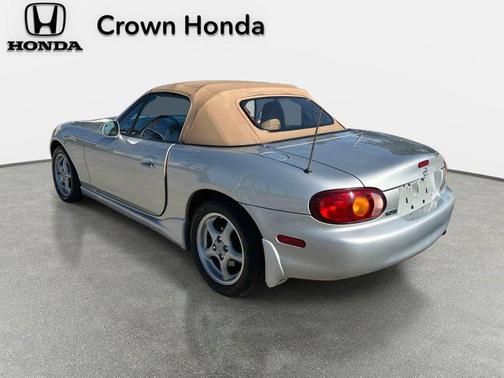 1999 Mazda MX-5 Miata Base