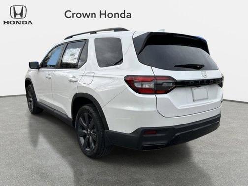 Platinum White Pearl 2026 Honda Pilot Sport
