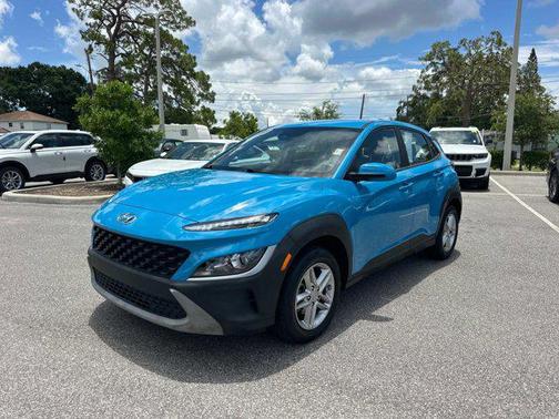 2022 Hyundai KONA SE