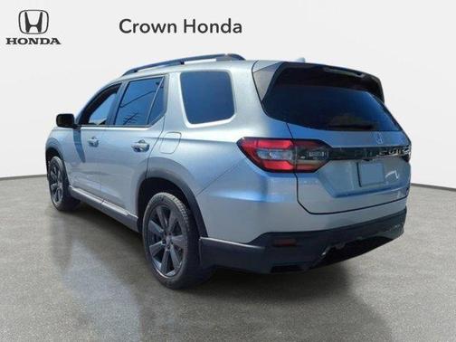 Solar Silver Metallic 2026 Honda Pilot Sport