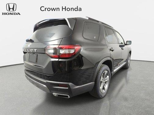 Crystal Black Pearl 2026 Honda Pilot EX-L