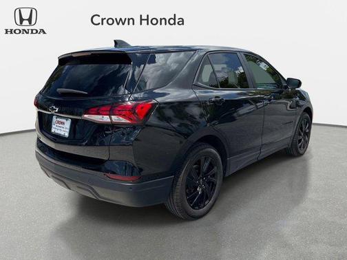 Mosaic Black Metallic 2023 Chevrolet Equinox LS