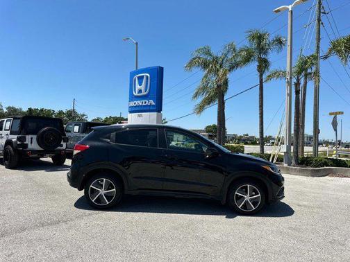 2022 Honda HR-V EX