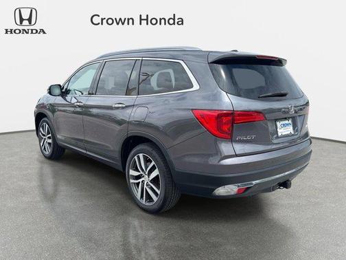 Modern Steel Metallic 2018 Honda Pilot Elite