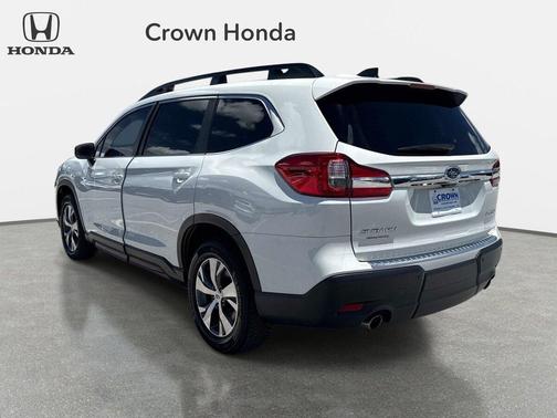 Crystal White Pearl 2022 Subaru Ascent Premium 7-Passenger