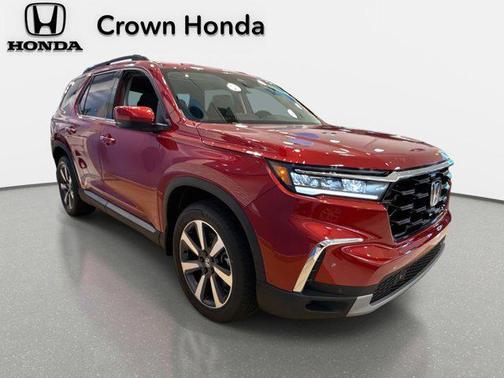 2025 Honda Pilot Touring 8-Passenger