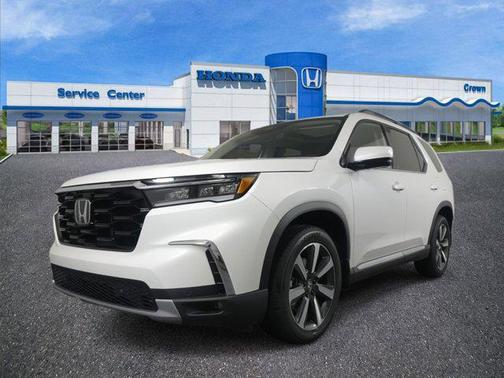 2025 Honda Pilot Touring 8-Passenger